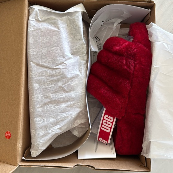 NIB UGG Fluff Yeah Slide - Picture 2 of 4